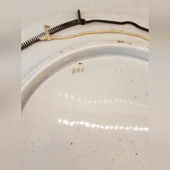 5 Vintage Green Floral Plates with Gold Rim - Picture 7 of 16